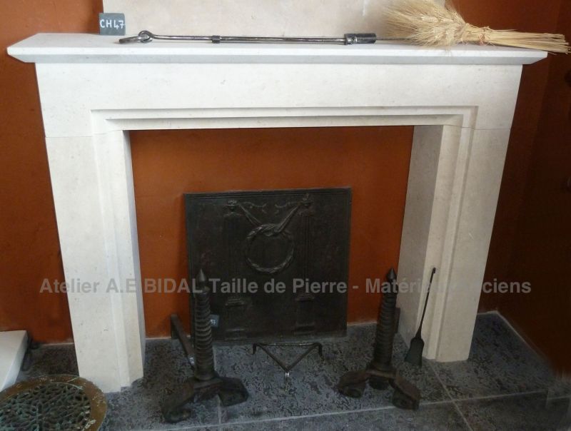 French Second Empire mantel in stone - Atelier Alain BIDAL (Provence)