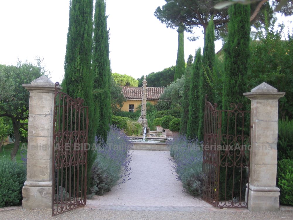 Atelier Bidal - Taille de pierre et matériaux anciens en Provence