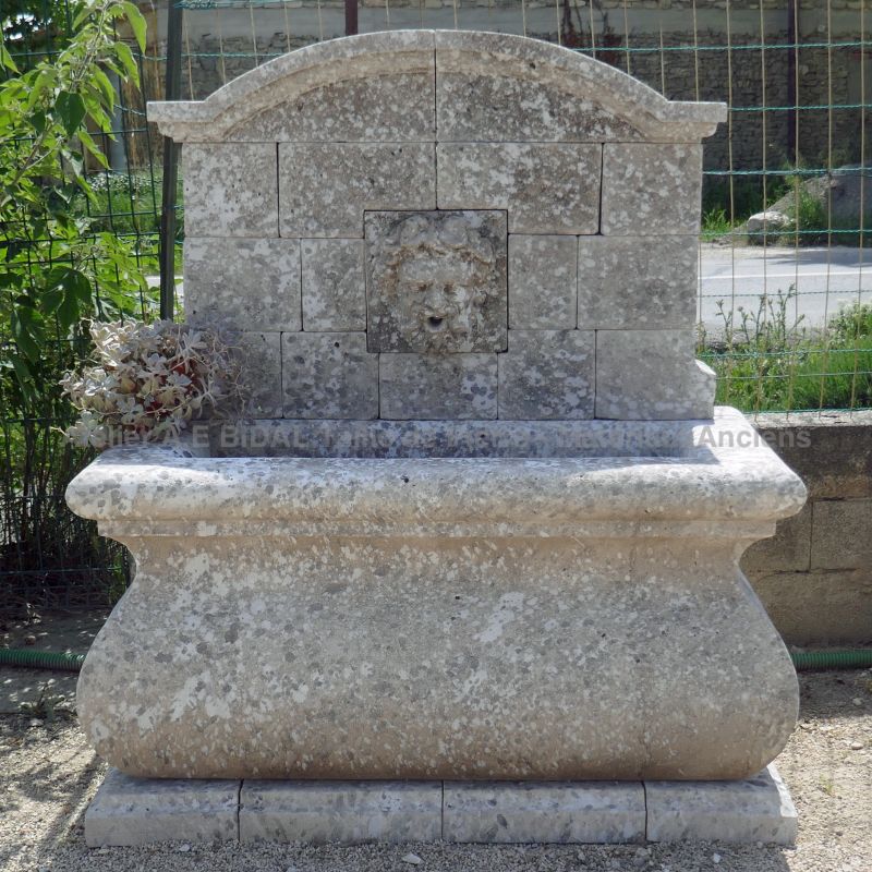Small outdoor fountain for garden design - Atelier Alain BIDAL (Provence)