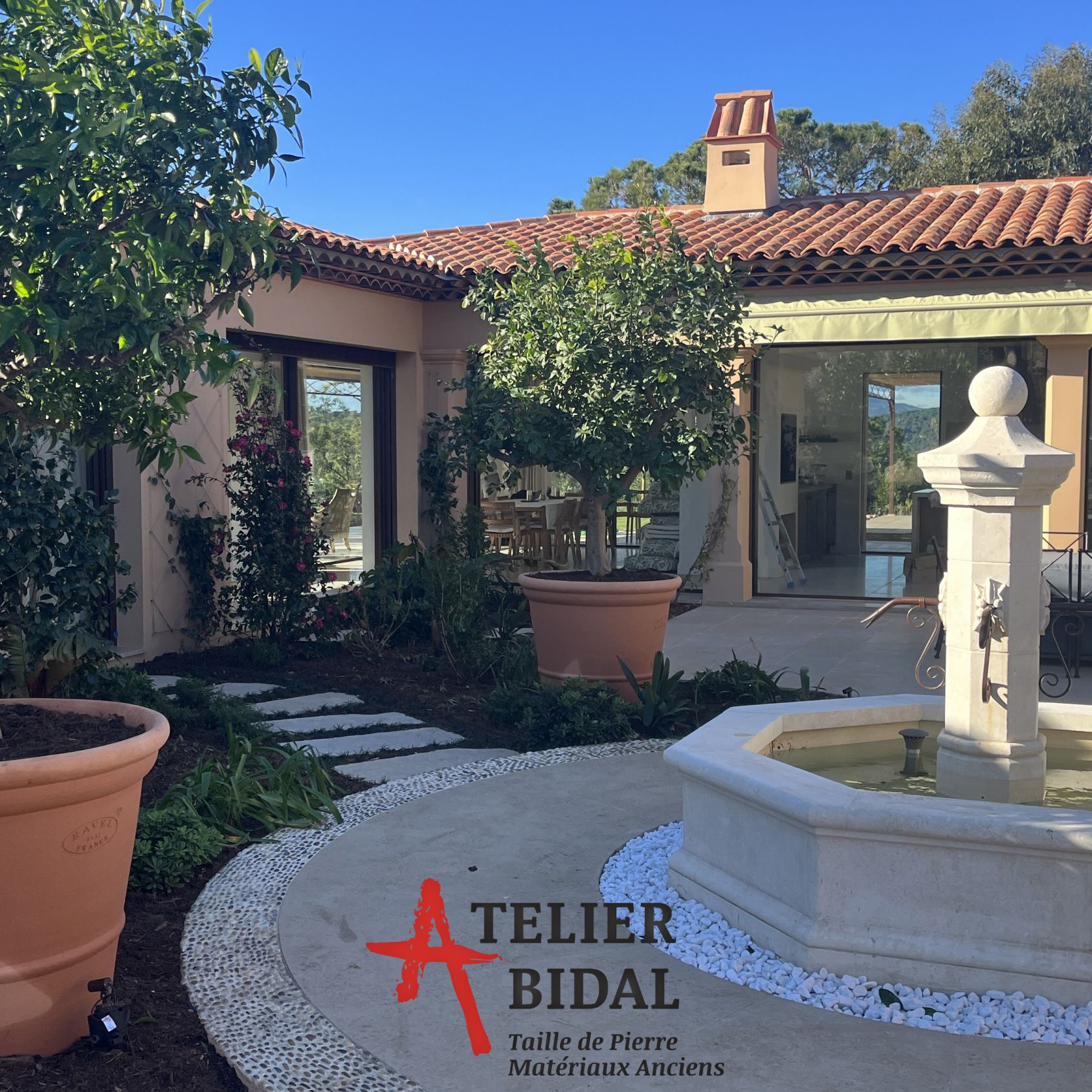 Atelier Alain BIDAL : fabrication sur mesure de fontaines en pierre