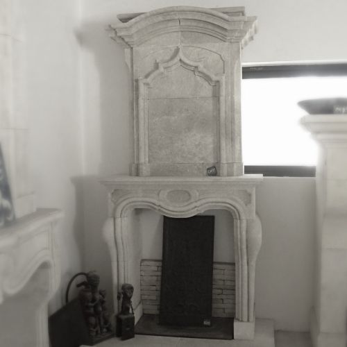 Cheminée avec trumeau, reedition d'une cheminée de style Louis XV - Atelier Alain BIDAL (Provence)