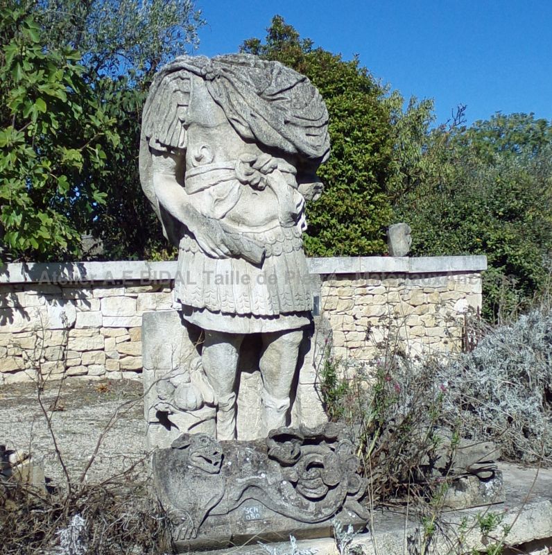 Jules César, Empereur romain - Sculpture en pierre de Provence en vente chez l'Atelier Alain BIDAL
